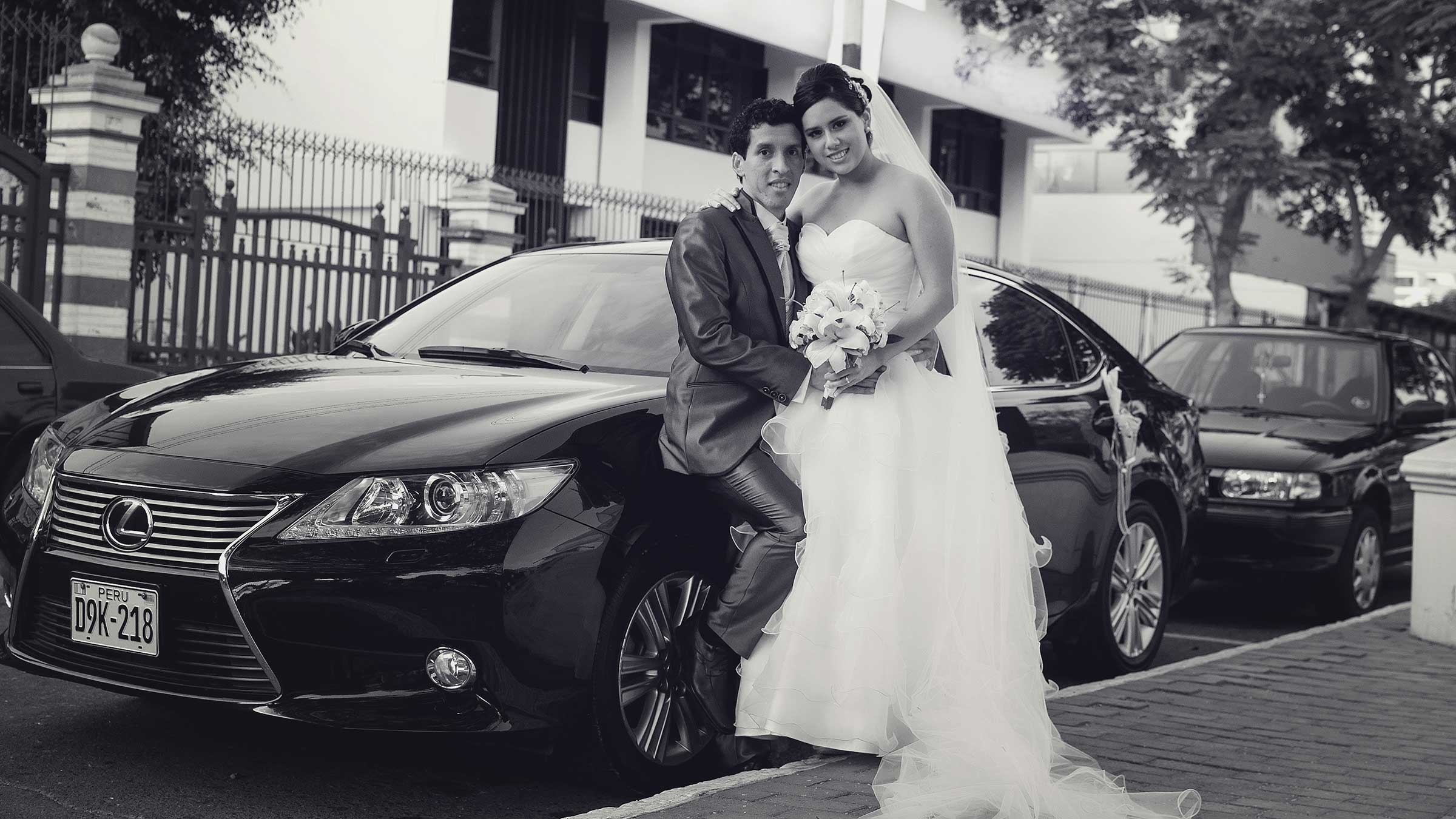 Retrato editorial de los novios.